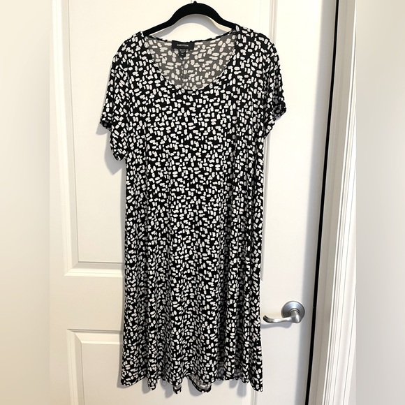 Karen Kane black/white swing dress - Picture 1 of 4